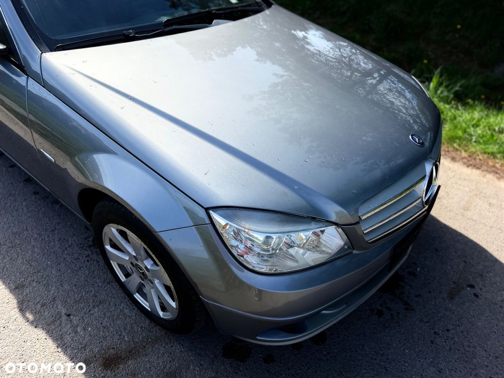 Mercedes-Benz Klasa C 200 (BlueEFFICIENCY) 7G-TRONIC Avantgarde - 16