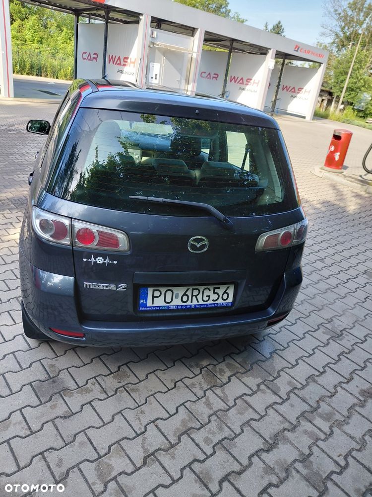 Mazda 2 - 3