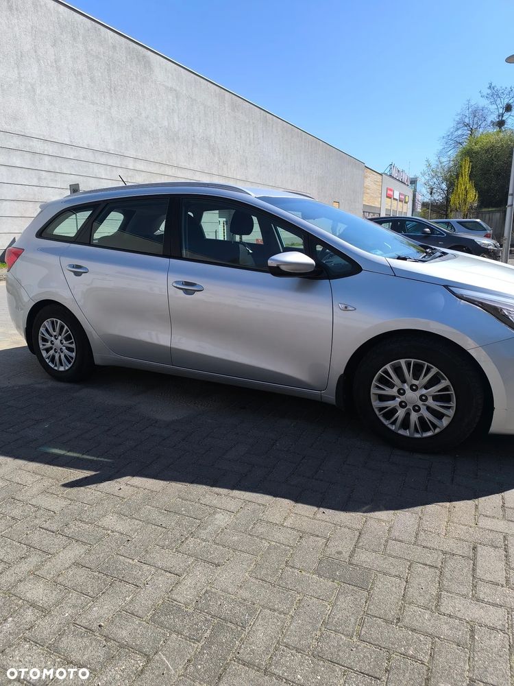 Kia Ceed 1.6 GDI M - 4