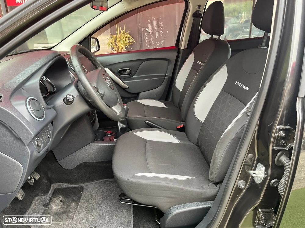 Dacia Sandero 0.9 TCe Confort - 10