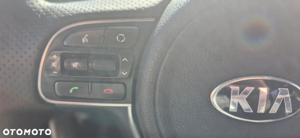 Kia Optima 1.7 CRDI L DCT - 28