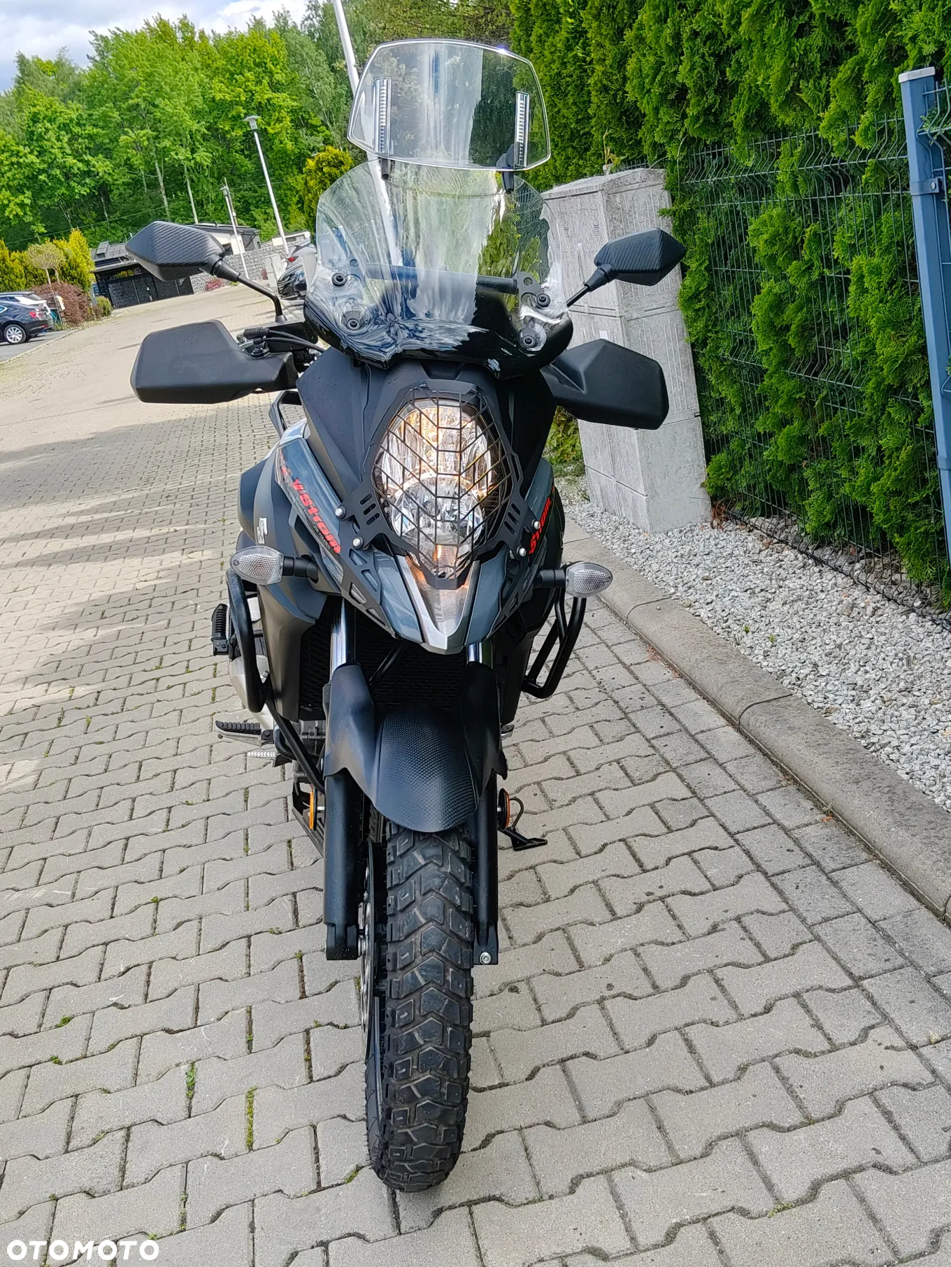 Suzuki V-STROM - 4
