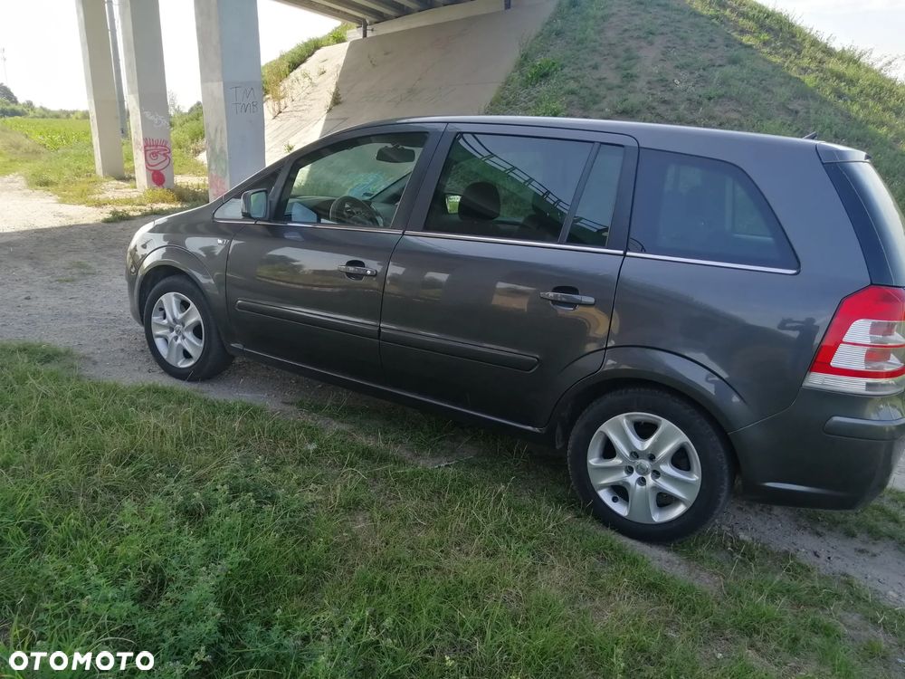 Opel Zafira - 5
