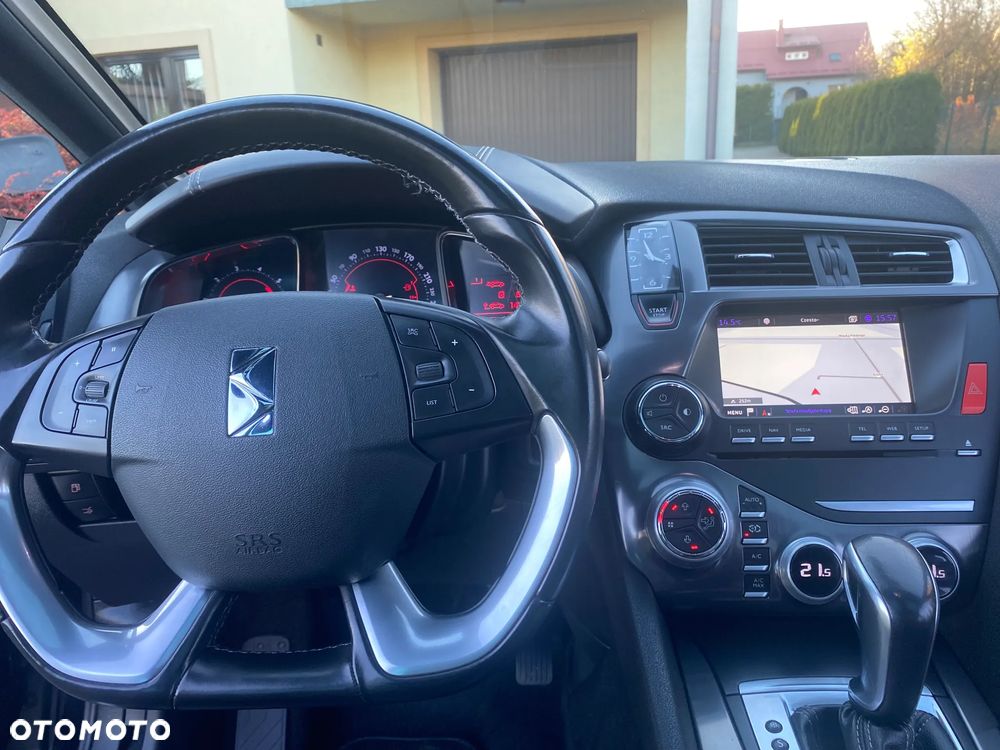 DS Automobiles DS 5 - 24