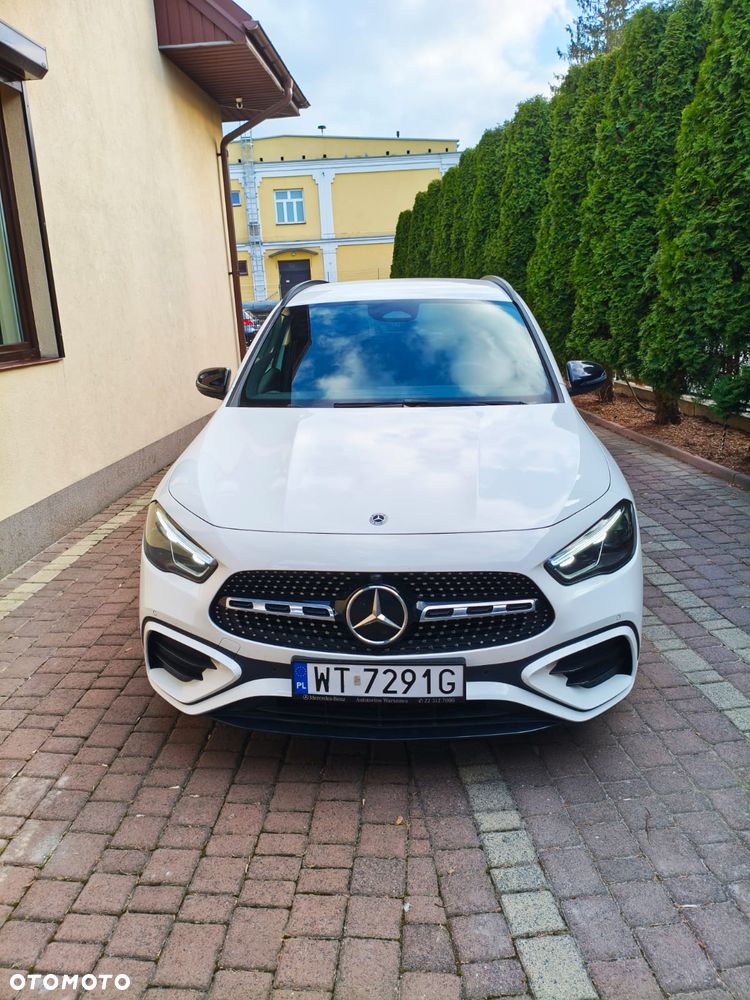 Mercedes-Benz GLA 200 AMG Line - 12