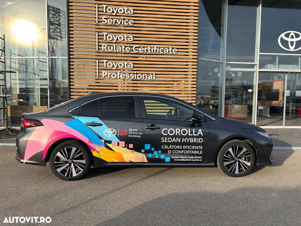 Toyota Corolla 1.8 HSD Dynamic - 8