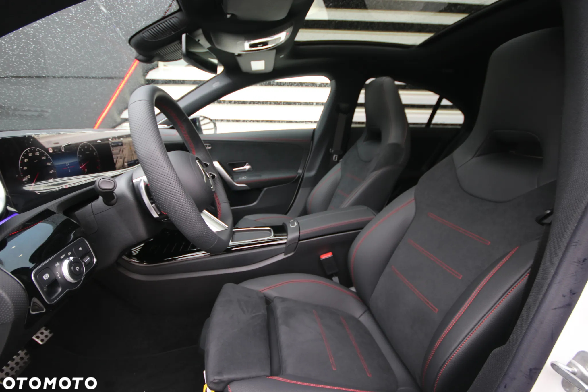 Mercedes-Benz CLA 220 AMG Line 7G-DCT - 14