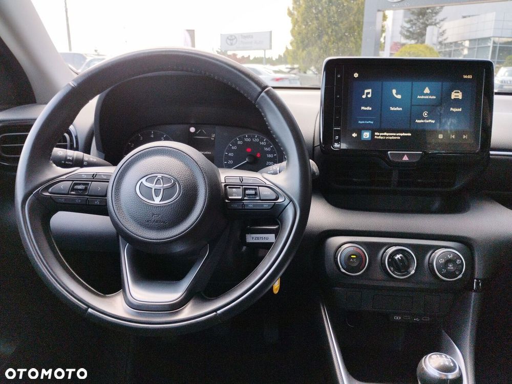 Toyota Yaris 1.5 Comfort - 14