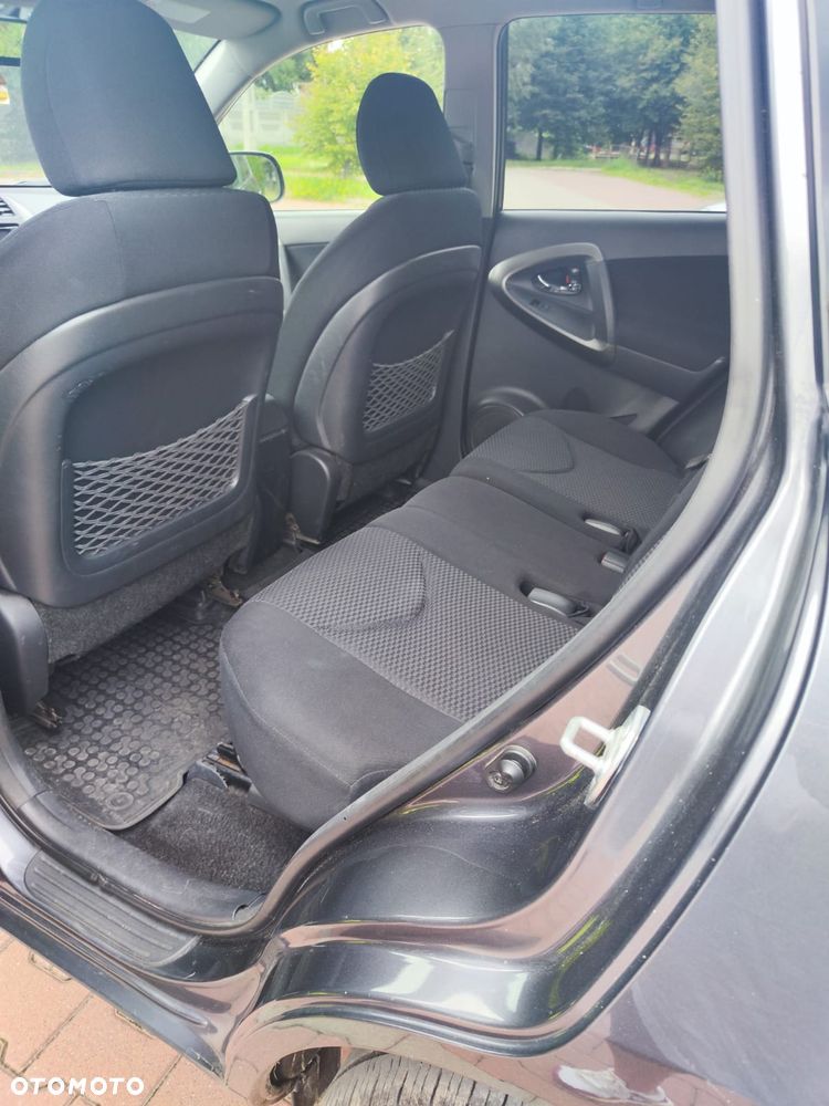 Toyota RAV4 2.2 D-4D 4x2 - 6