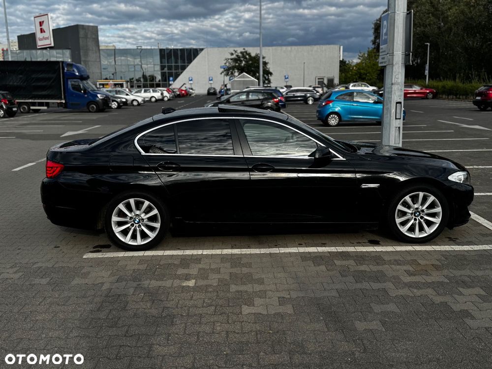 BMW Seria 5 520d - 5