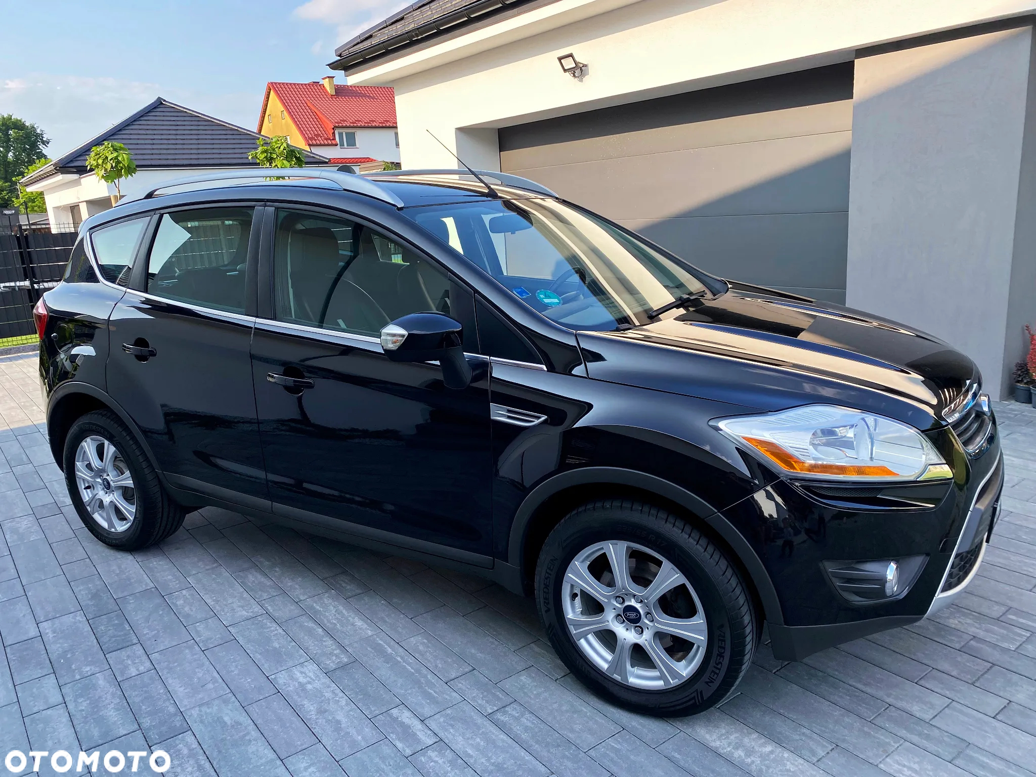 Ford Kuga 2.0 TDCi 2x4 Titanium - 18