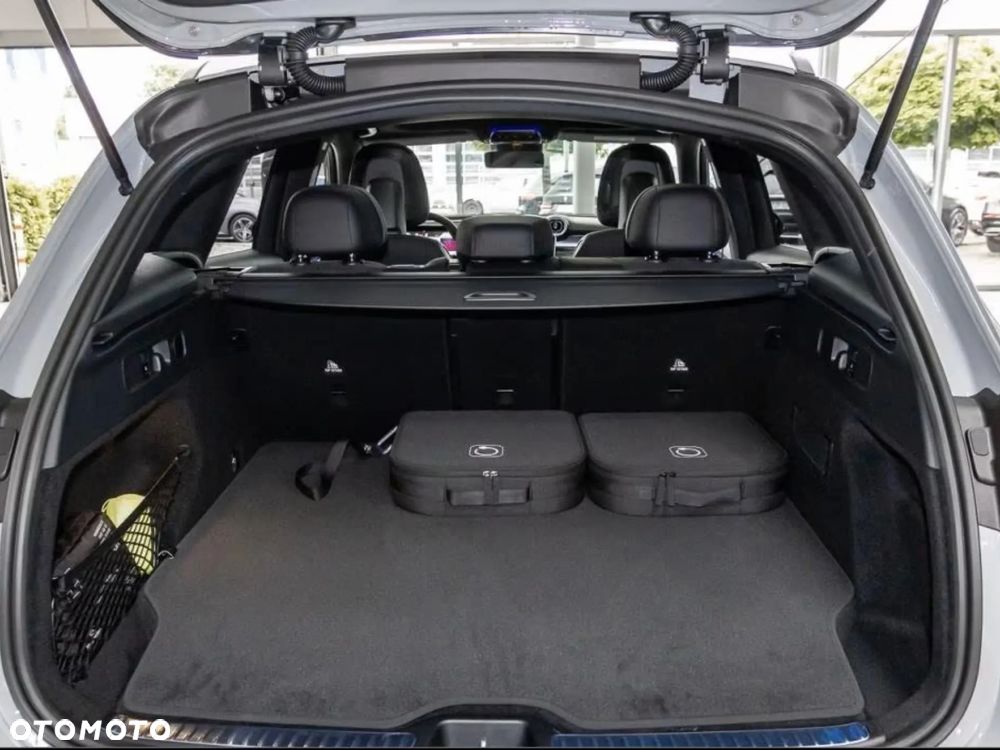 Mercedes-Benz GLC 220 d mHEV 4-Matic AMG Line - 33