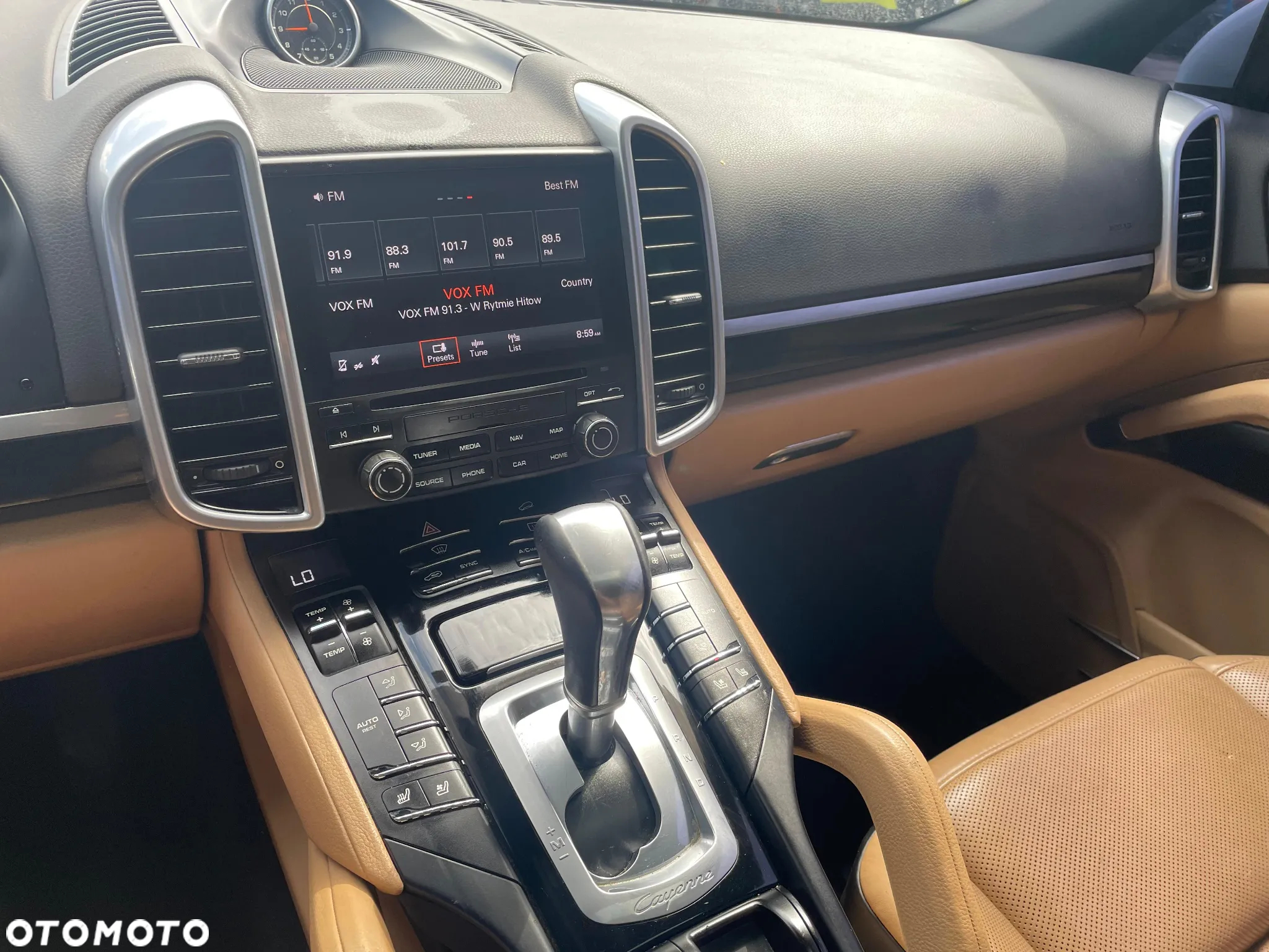 Porsche Cayenne Standard - 18