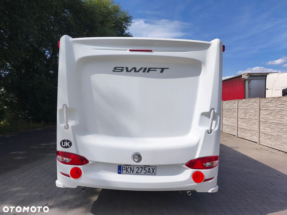 SWIFT CONQUEROR 565 - 6