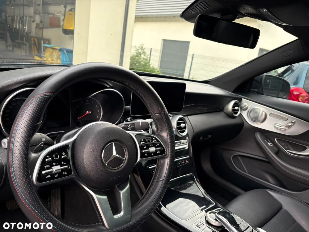 Mercedes-Benz Klasa C 300 4MATIC 9G-TRONIC - 10