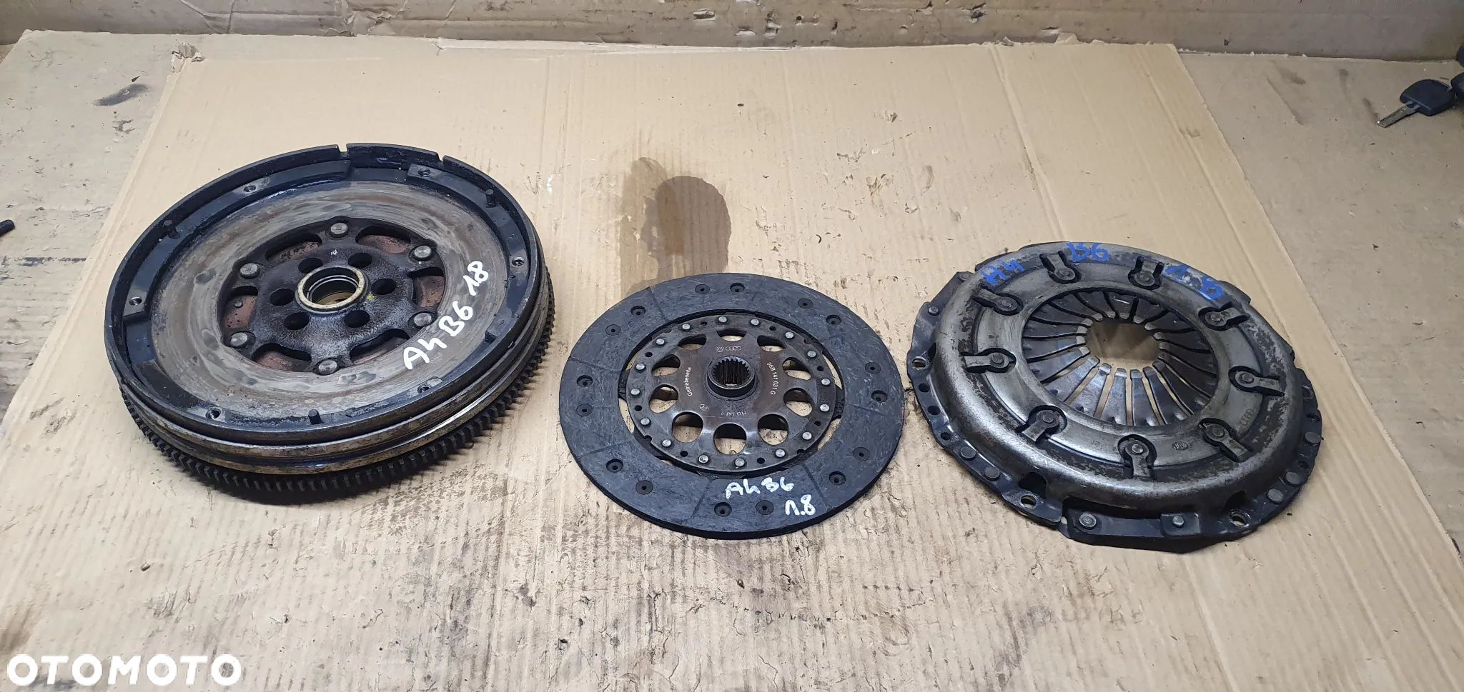 Sprzęgło dwumas koło dwumasowe tarcza docisk Audi A4 B6 1.8T 06B141031G - 1