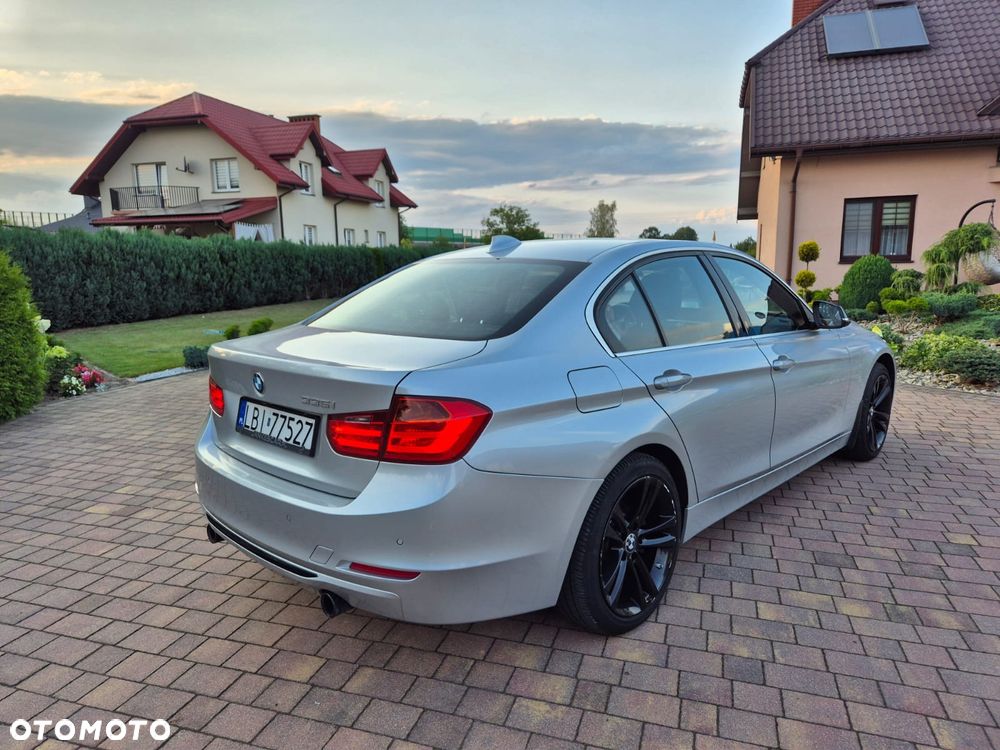 BMW Seria 3 335i xDrive Sport Line - 6