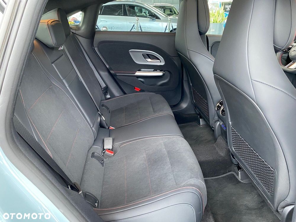Mercedes-Benz CLA - 20