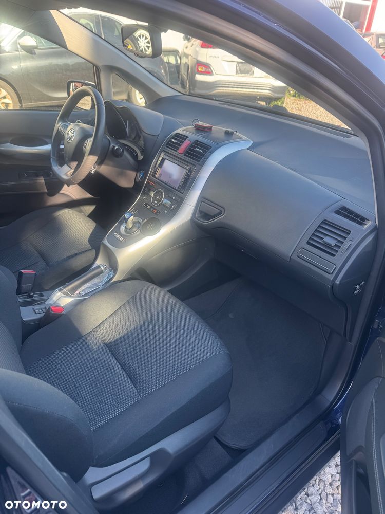 Toyota Auris - 6