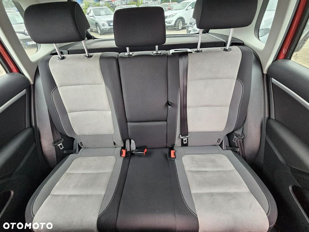 Volkswagen Tiguan 2.0 TDI DPF 4Motion BlueMotion Technology DSG Sport & Style - 16