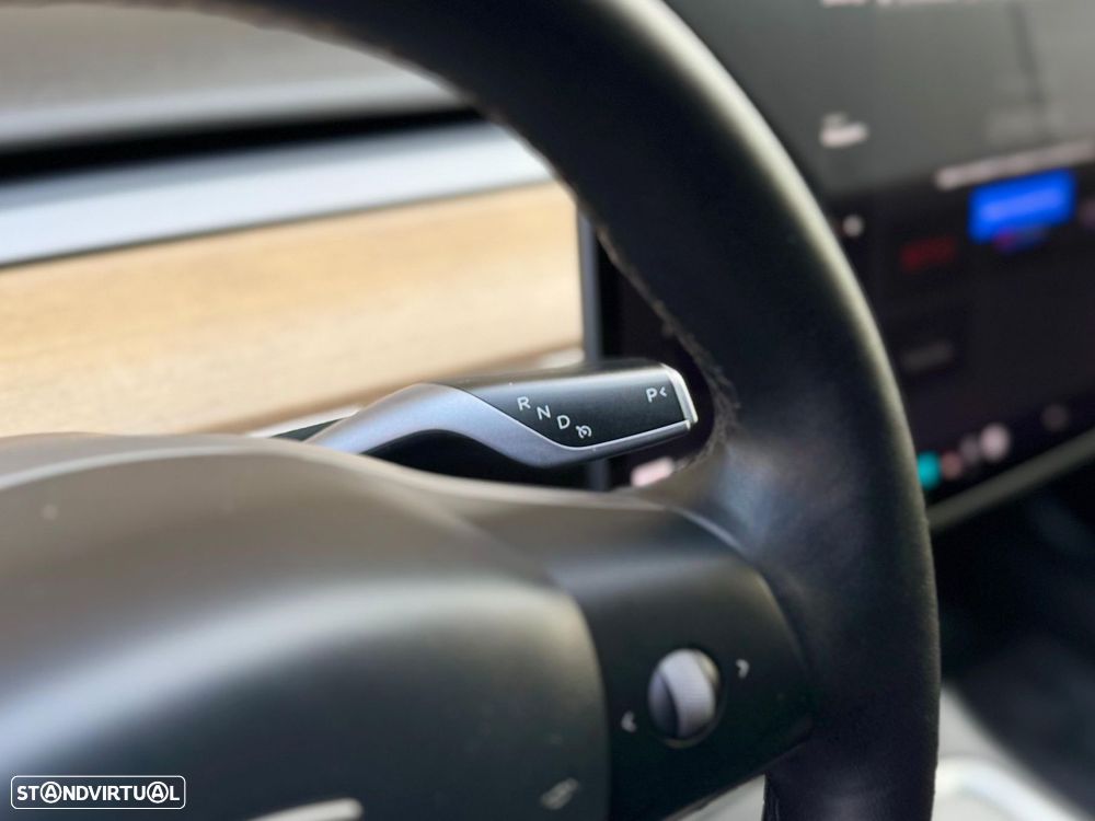 Tesla Model 3 Tração Traseira - 45