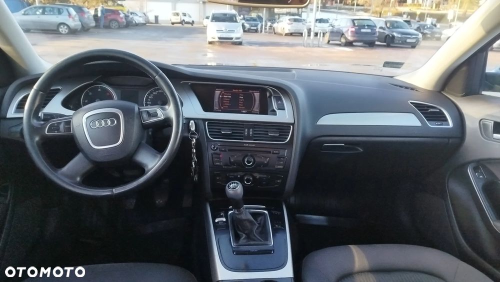 Audi A4 Limousine 2.0 TDI - 12