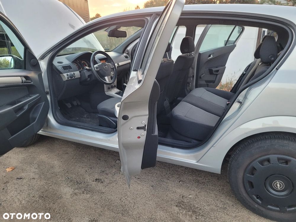 Opel Astra - 14