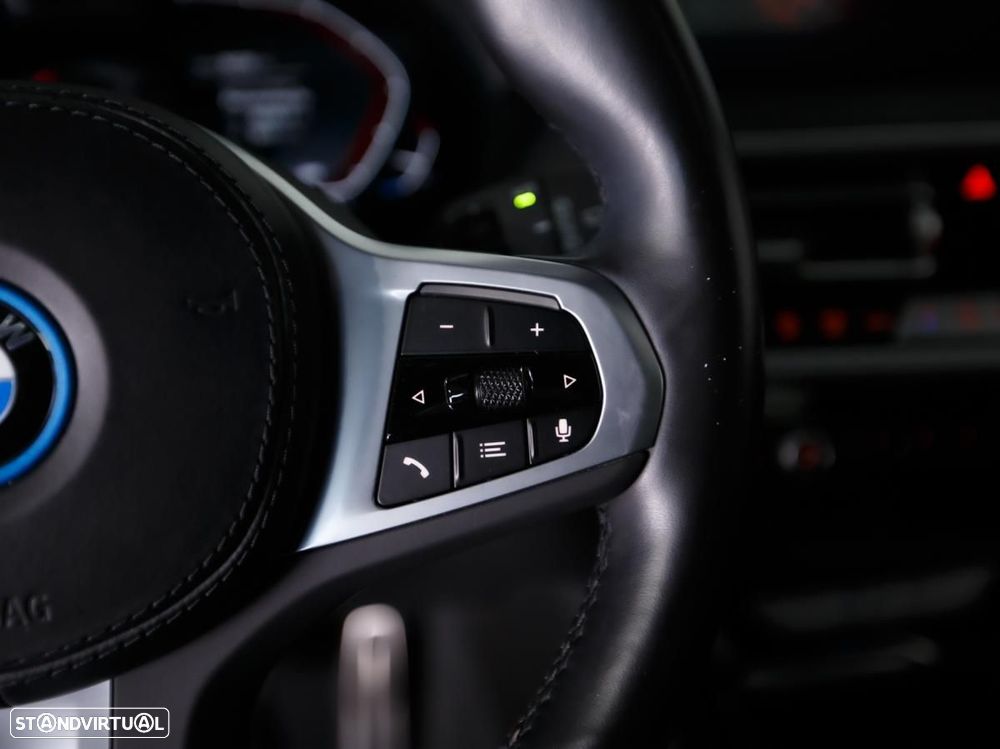 BMW iX3 Inspiring - 22