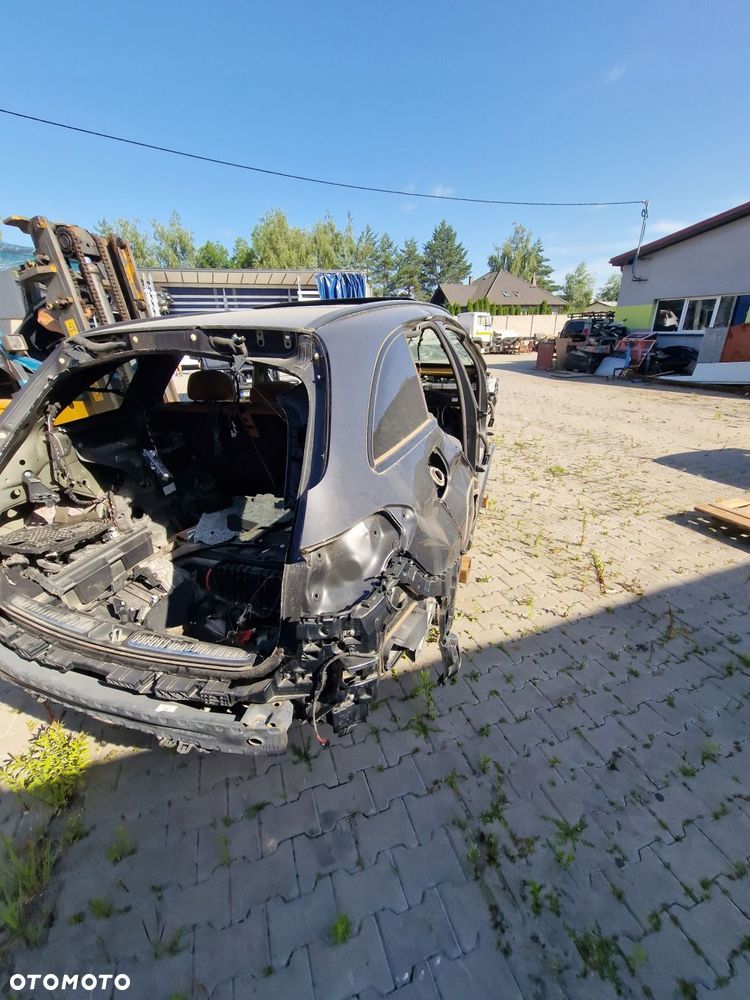 karoseria mercedes c-klasa 206 kombi - 8
