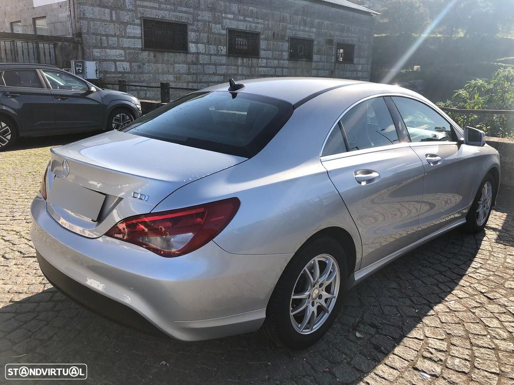 Mercedes-Benz CLA 200 CDI Urban - 6