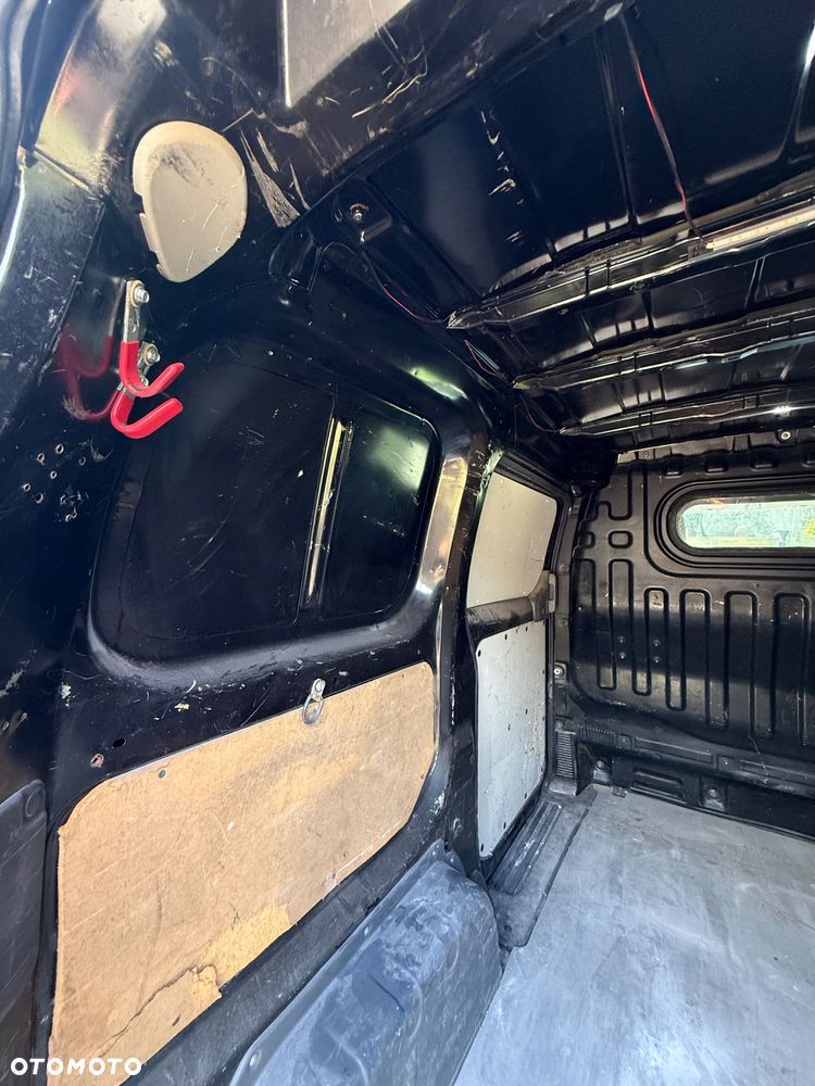Nissan Nv200 - 18