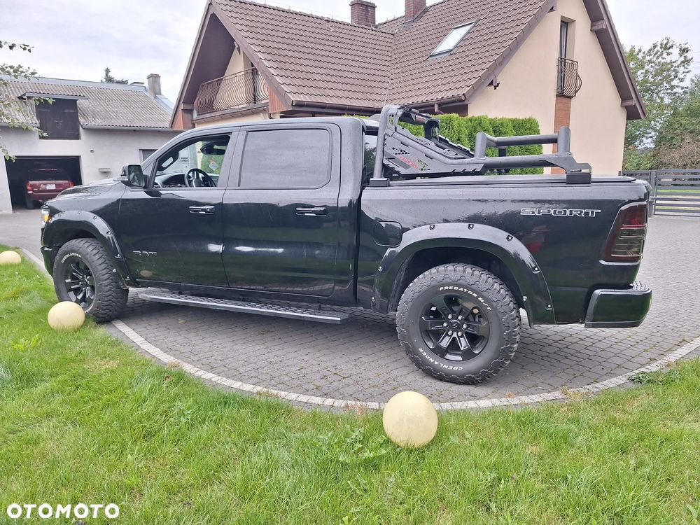 RAM 1500 - 12
