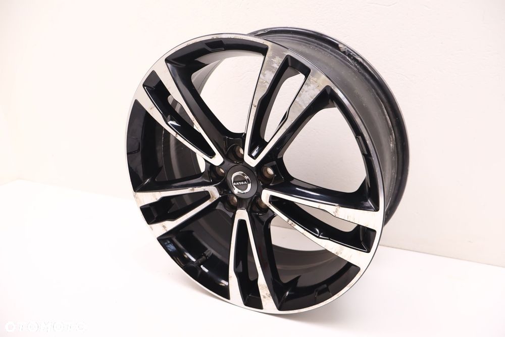 VOLVO XC60 II FELGA ALUMINIOWA 19X7.5 31680355 - 2