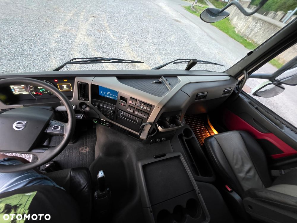 Volvo FM 330 / FIRANKA / WINDA / 19 EUROPALET / SPROWADZONY / SYPIALKA / AUTOMAT - 20
