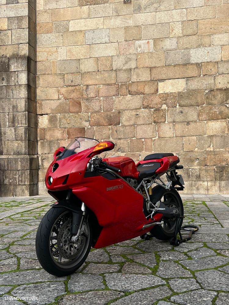 Ducati 749 - 7