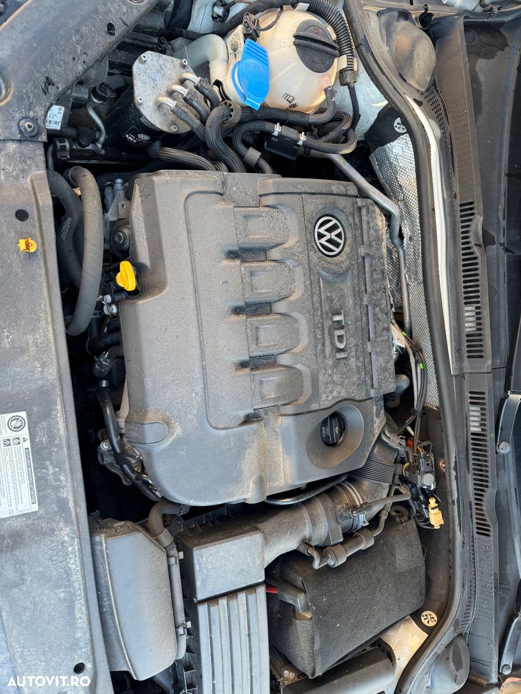 Volkswagen Jetta - 9