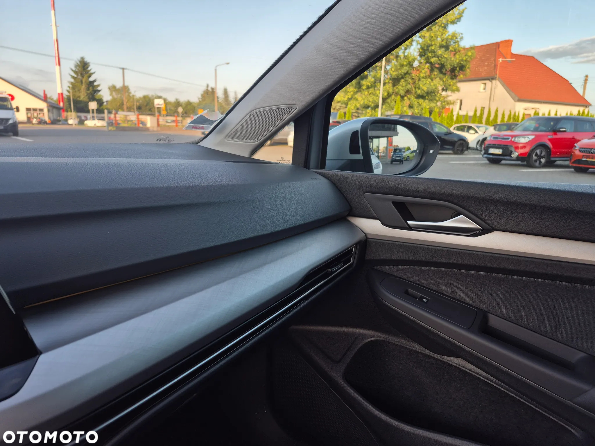 Volkswagen Golf - 17