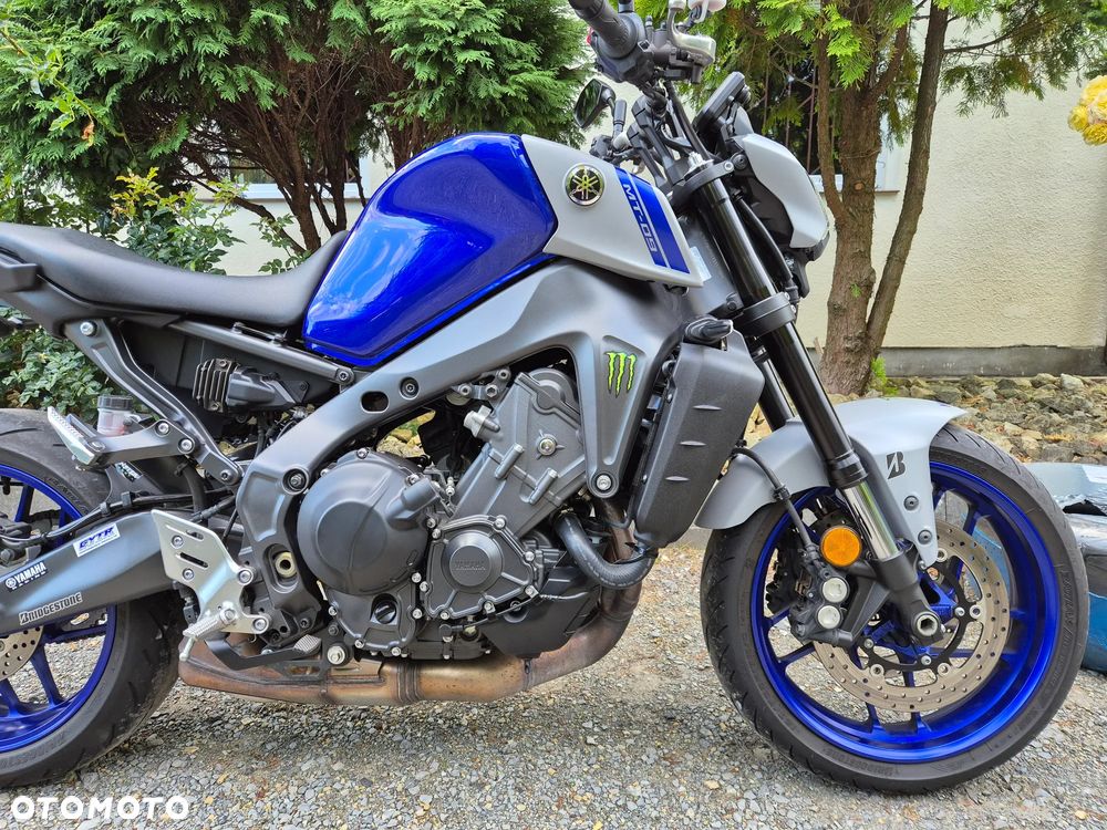 Yamaha MT - 7