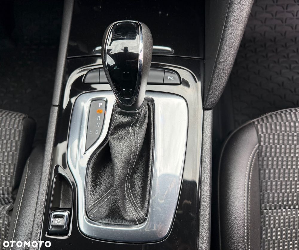 Opel Insignia - 20