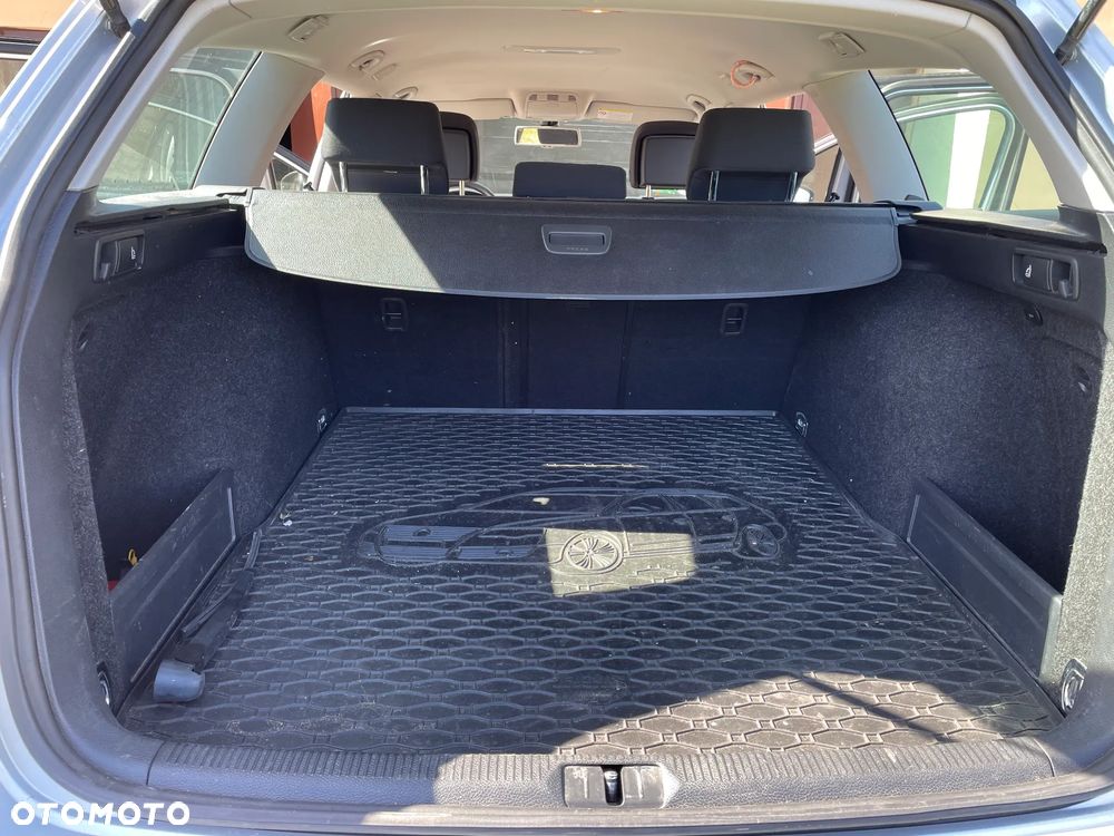 Volkswagen Passat 2.0 TDI 4Motion Comfortline - 12