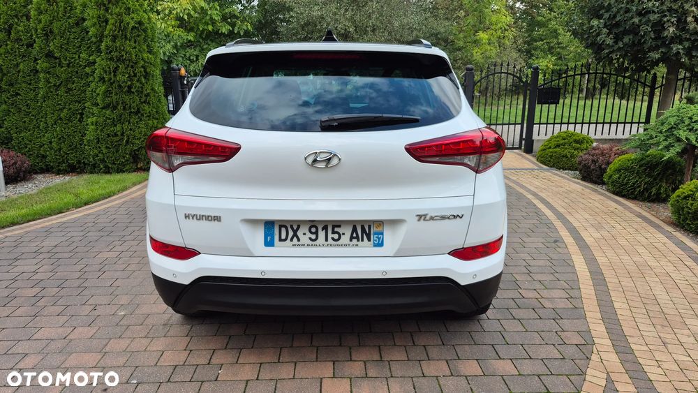 Hyundai Tucson - 16