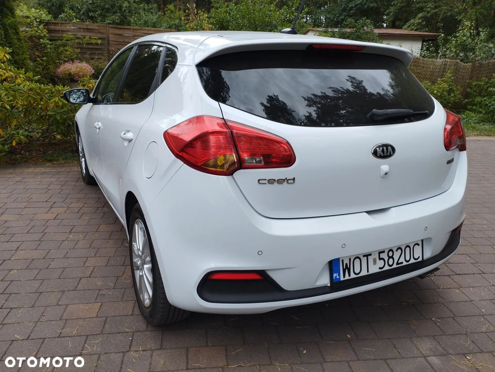Kia Ceed Cee'd 1.6 CRDi XL - 3