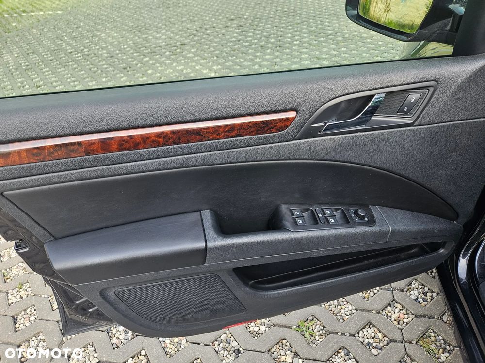 Skoda Superb 2.0 TDI DSG Elegance - 15