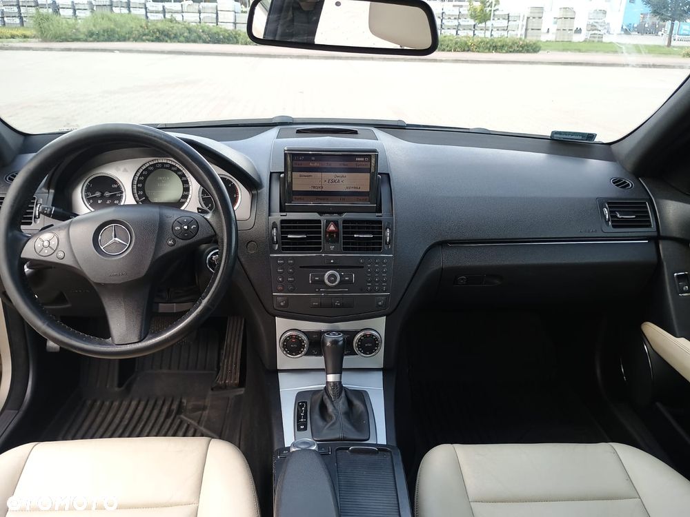 Mercedes-Benz Klasa C 220 CDI DPF Automatik Elegance - 6