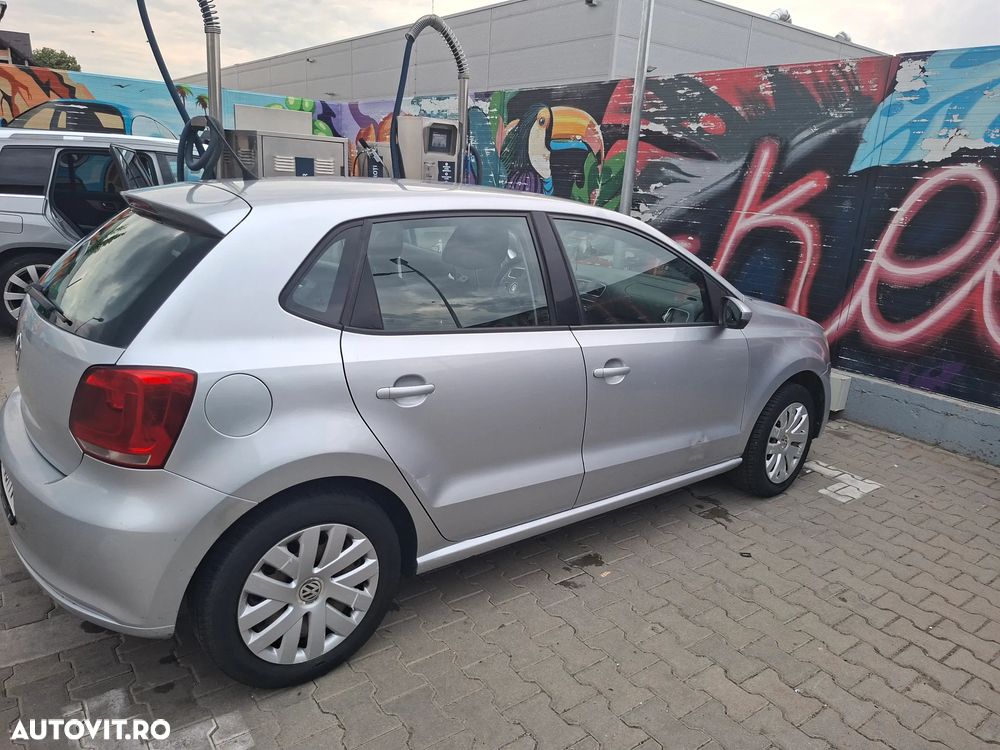 Volkswagen Polo 1.2 Attractive - 1