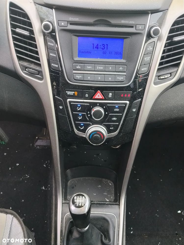 Hyundai i30 1.6 Classic - 7