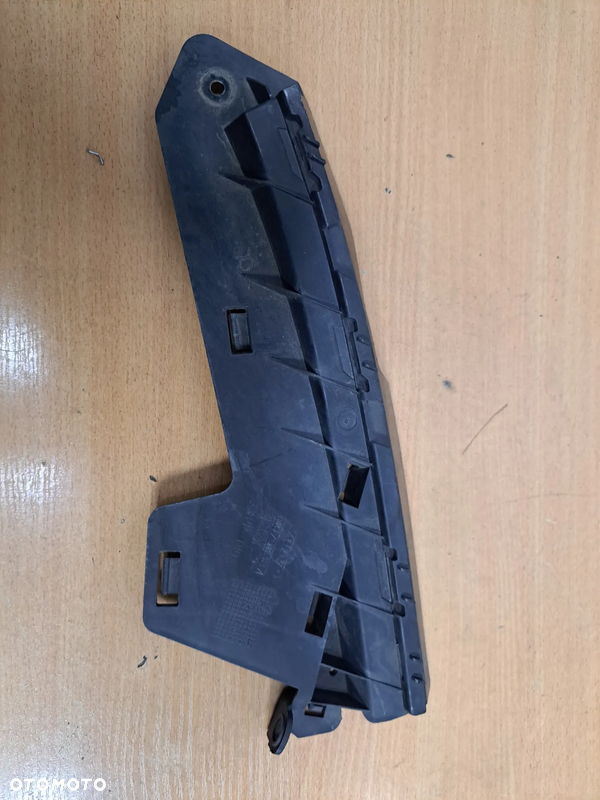 VOLVO V70 XC70 S80 ŚLIZG LAMPY LAMPA MOCOWANIE LEWE 30796387