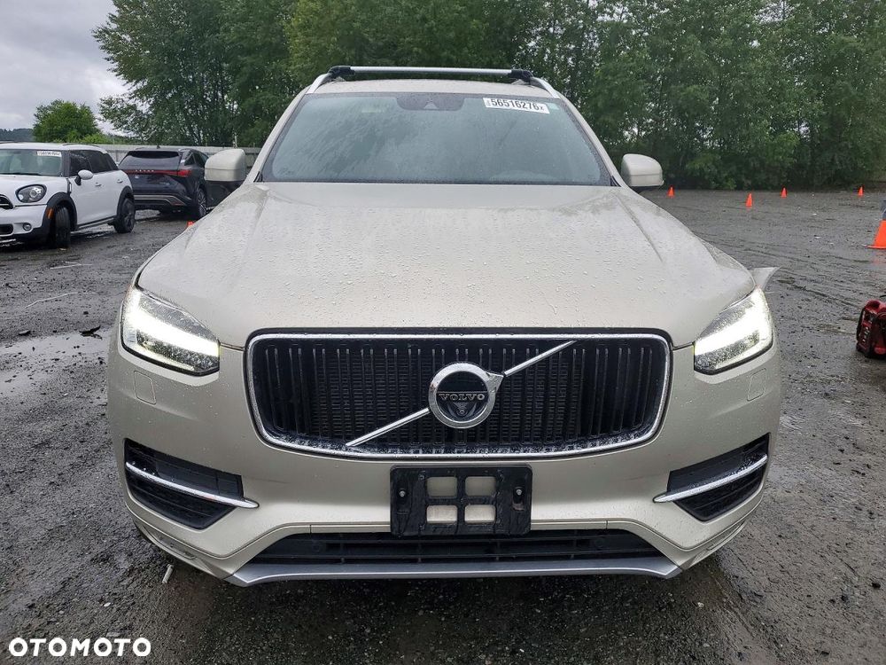 Volvo XC 90 - 5