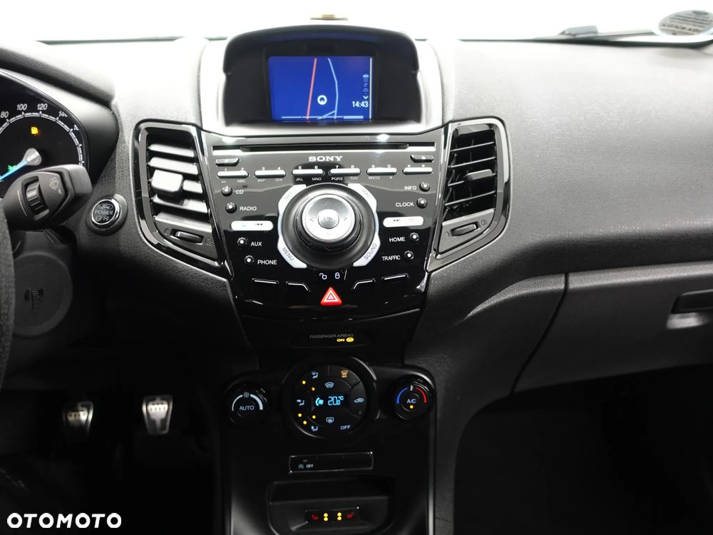 Ford Fiesta 1.0 EcoBoost S&S ST-LINE - 30