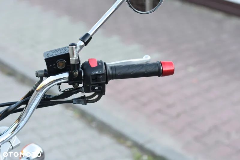 Suzuki Intruder - 29